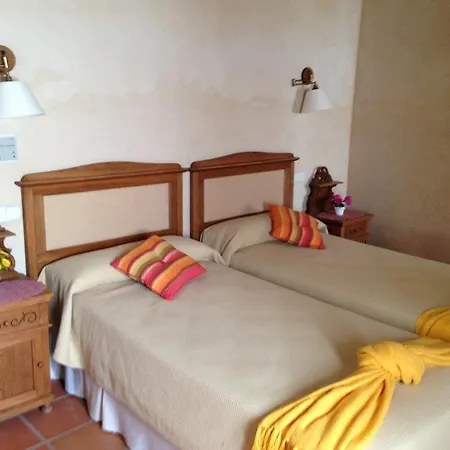 Isabelae Guest house *
